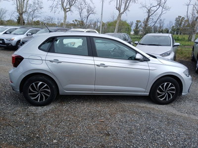 Volkswagen Polo 1.0 tsi Life 95cv dsg (4)