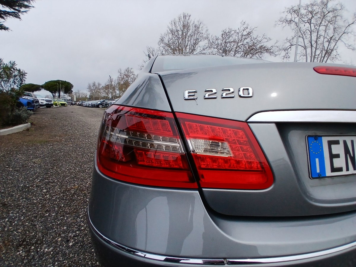 Mercedes-Benz Classe E Coupé 220 CDI Coupé BlueEFFICIENCY (13)