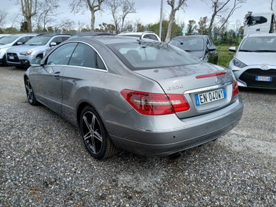 Mercedes-Benz Classe E Coupé 220 CDI Coupé BlueEFFICIENCY (7)