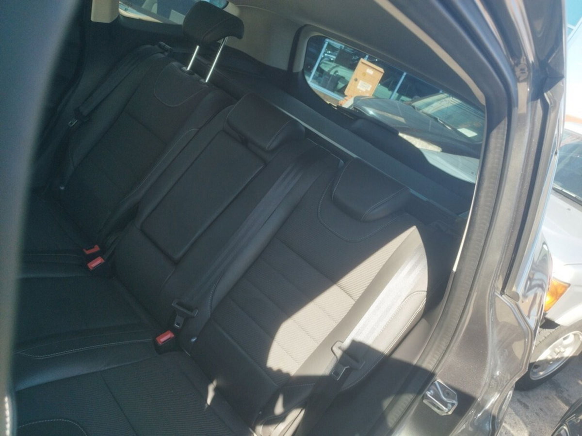 Ford Kuga 2.0 TDCI 163 CV 4WD Powershift Titanium (7)