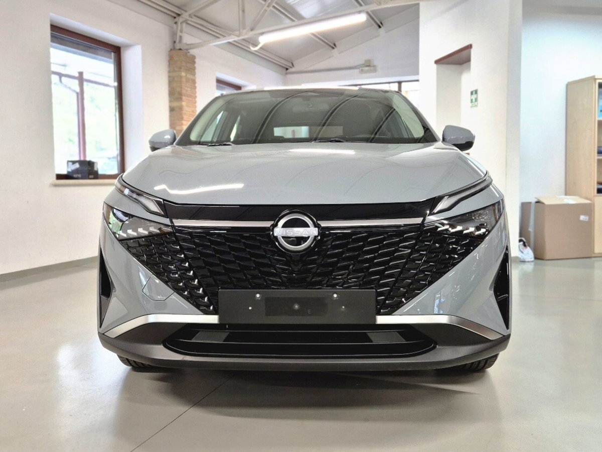 Nissan Qashqai 1.3 mhev Acenta 2wd 140cv (3)