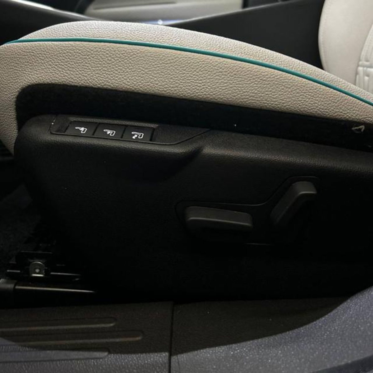 Fiat 600 1.2 hybrid La Prima 110cv auto (11)