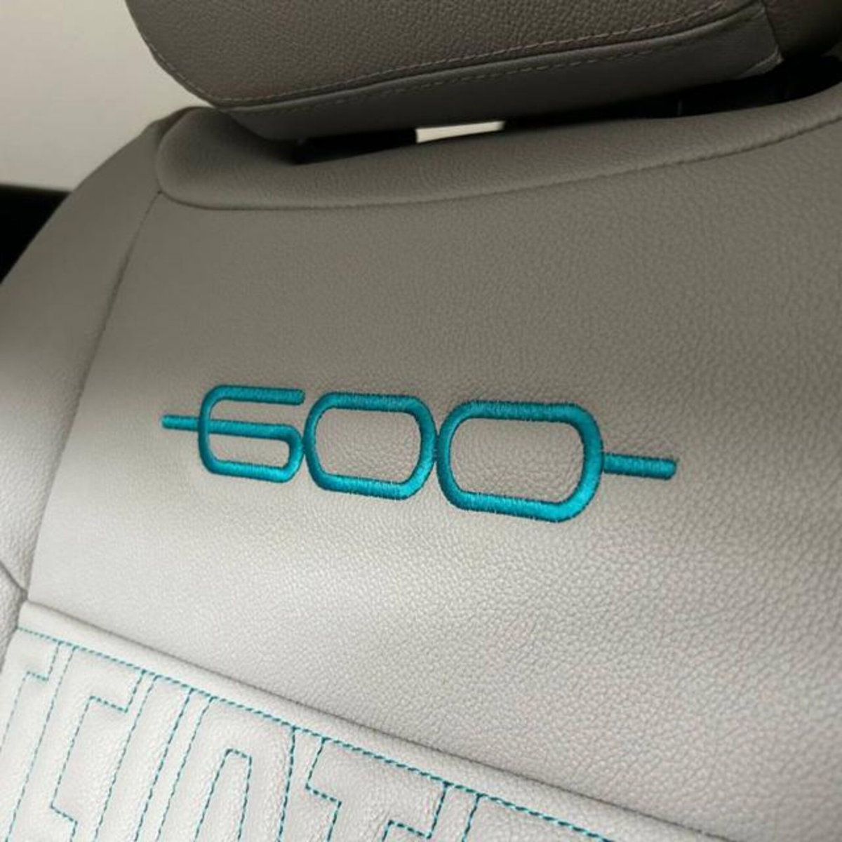 Fiat 600 1.2 hybrid La Prima 110cv auto (13)
