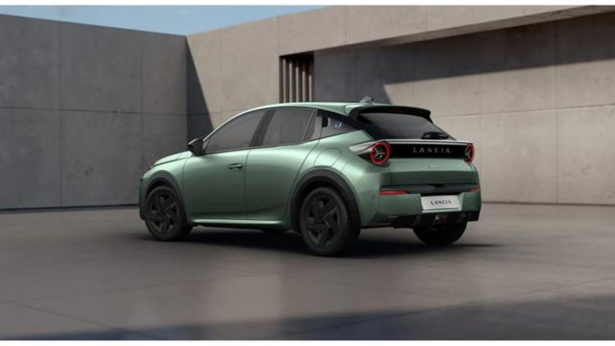 Lancia Ypsilon 1.2 HF Line 100cv (3)