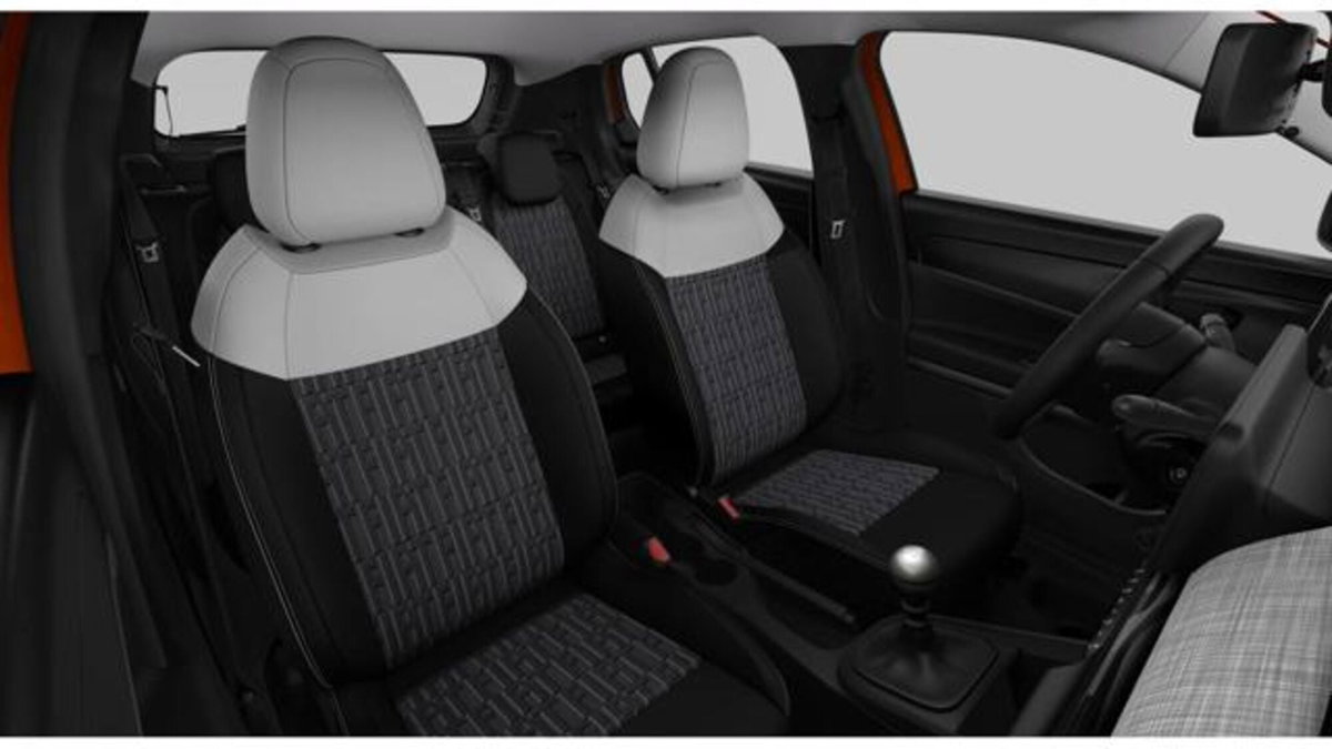 Fiat 600 1.2 Business 100cv (6)