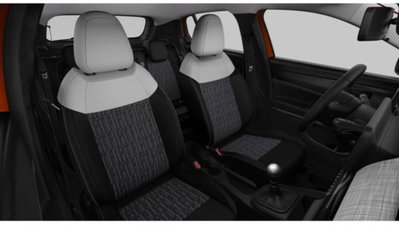 Fiat 600 1.2 Business 100cv (6)