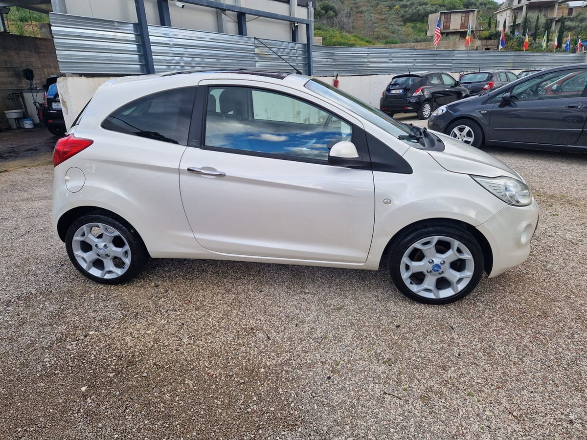 Ford Ka 1.2 8V 69CV Titanium (7)