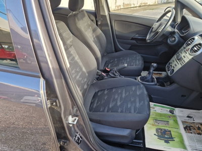 Opel Corsa 1.0 12V 5 porte Elective (10)