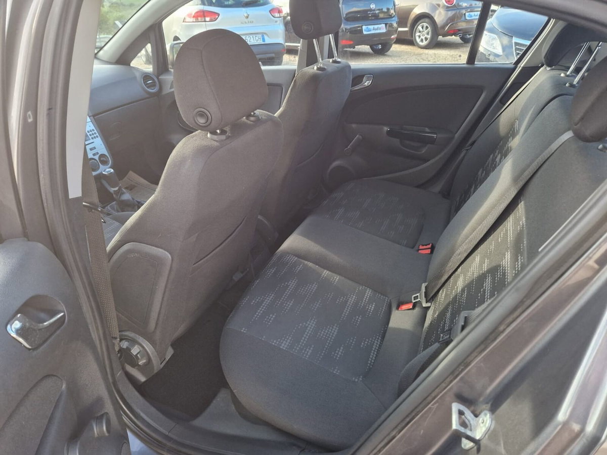 Opel Corsa 1.0 12V 5 porte Elective (12)