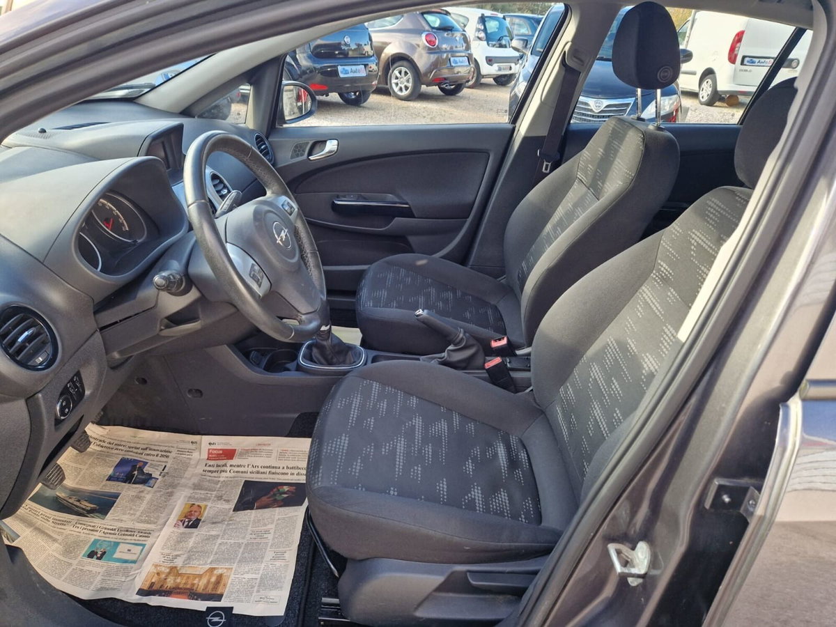Opel Corsa 1.0 12V 5 porte Elective (13)