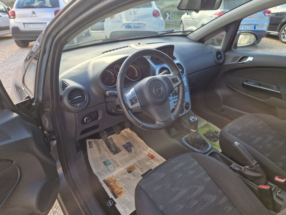 Opel Corsa 1.0 12V 5 porte Elective (15)