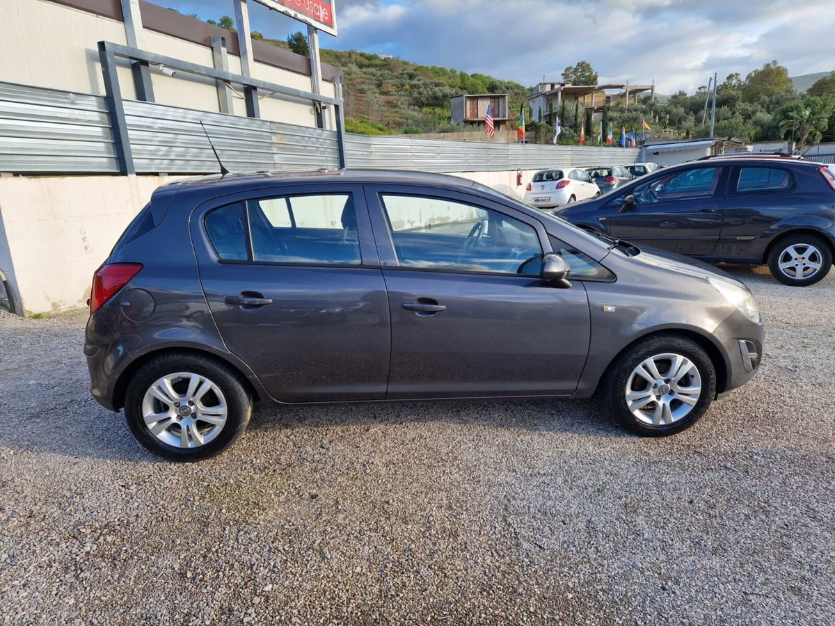 Opel Corsa 1.0 12V 5 porte Elective (5)