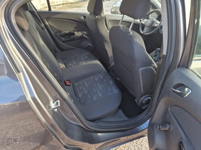 Opel Corsa 1.0 12V 5 porte Elective (8)