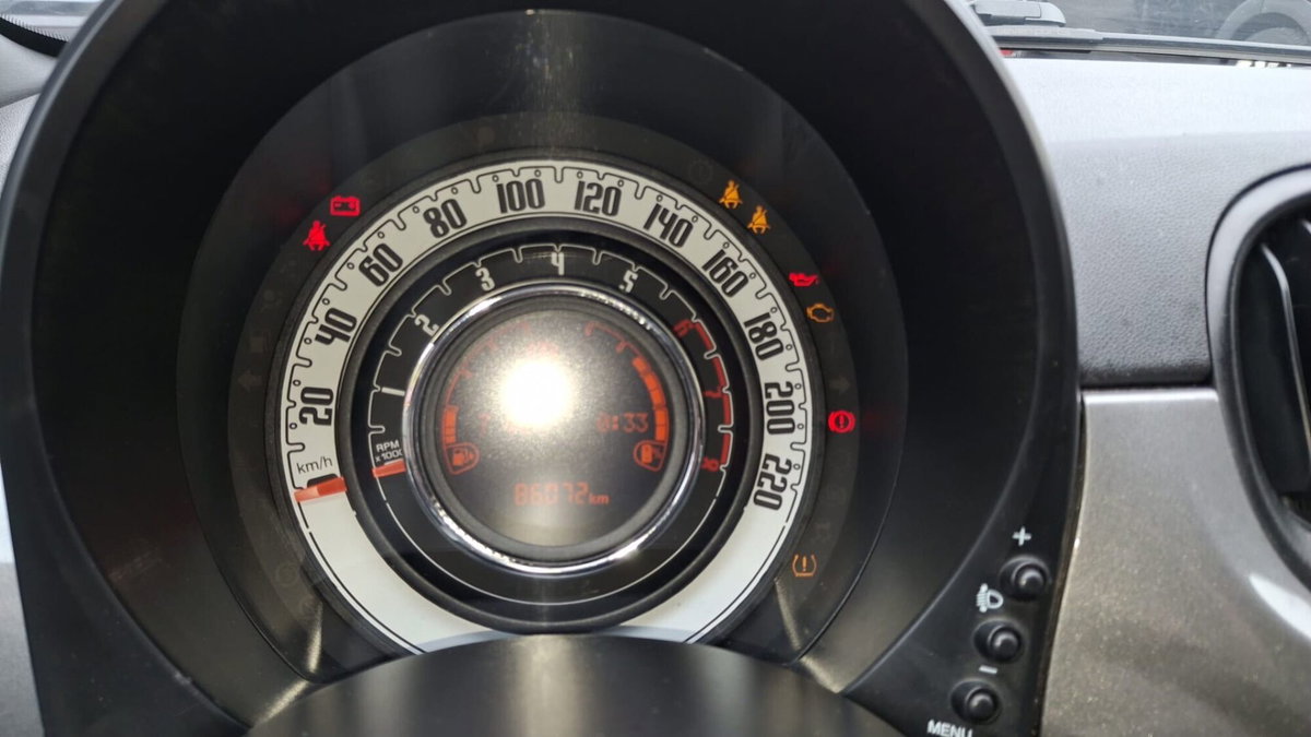 Fiat 500 1.0 Hybrid Dolcevita (12)