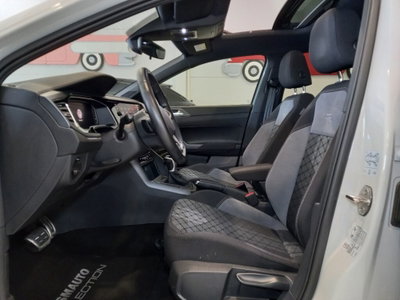 Volkswagen Taigo 1.0 TSI 110 CV DSG R-Line (13)