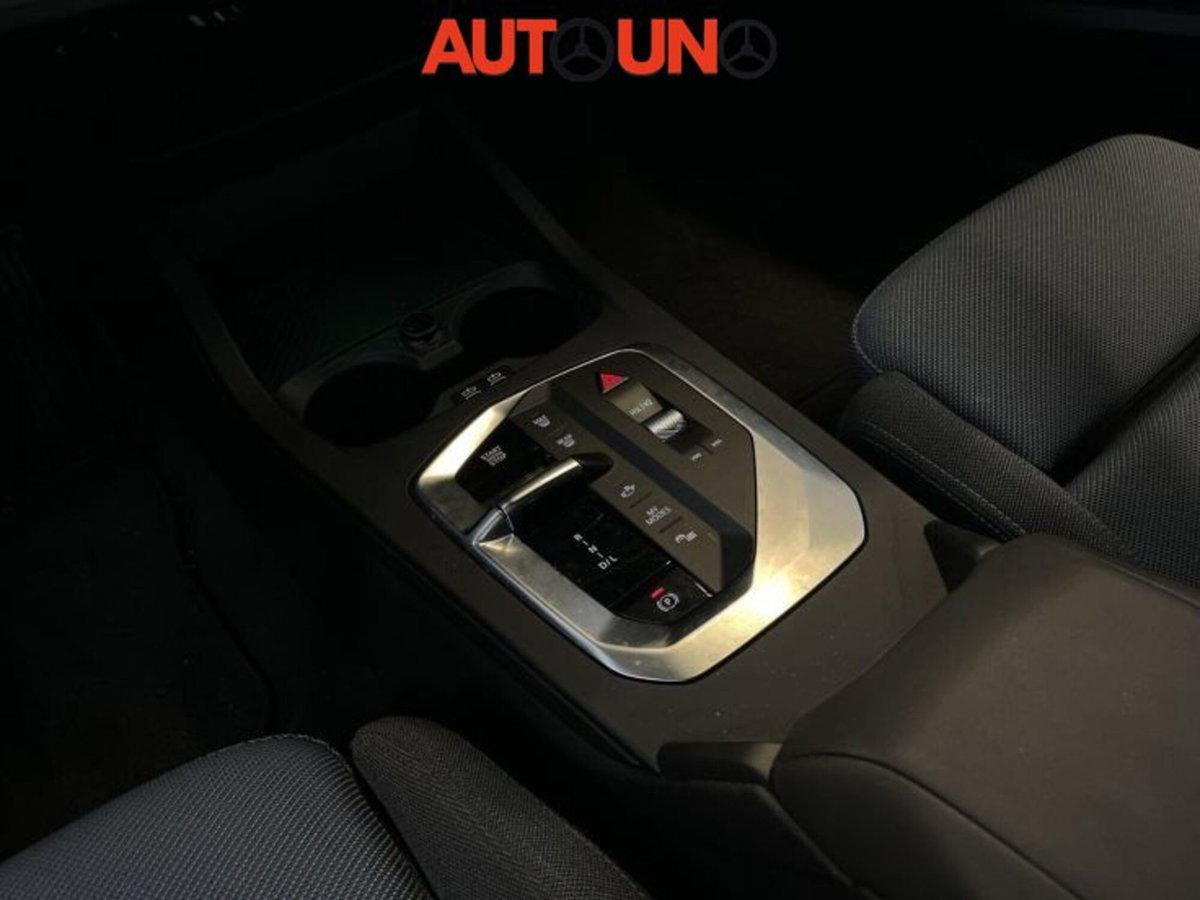 BMW Serie 1 120 48V MSport Design auto (10)