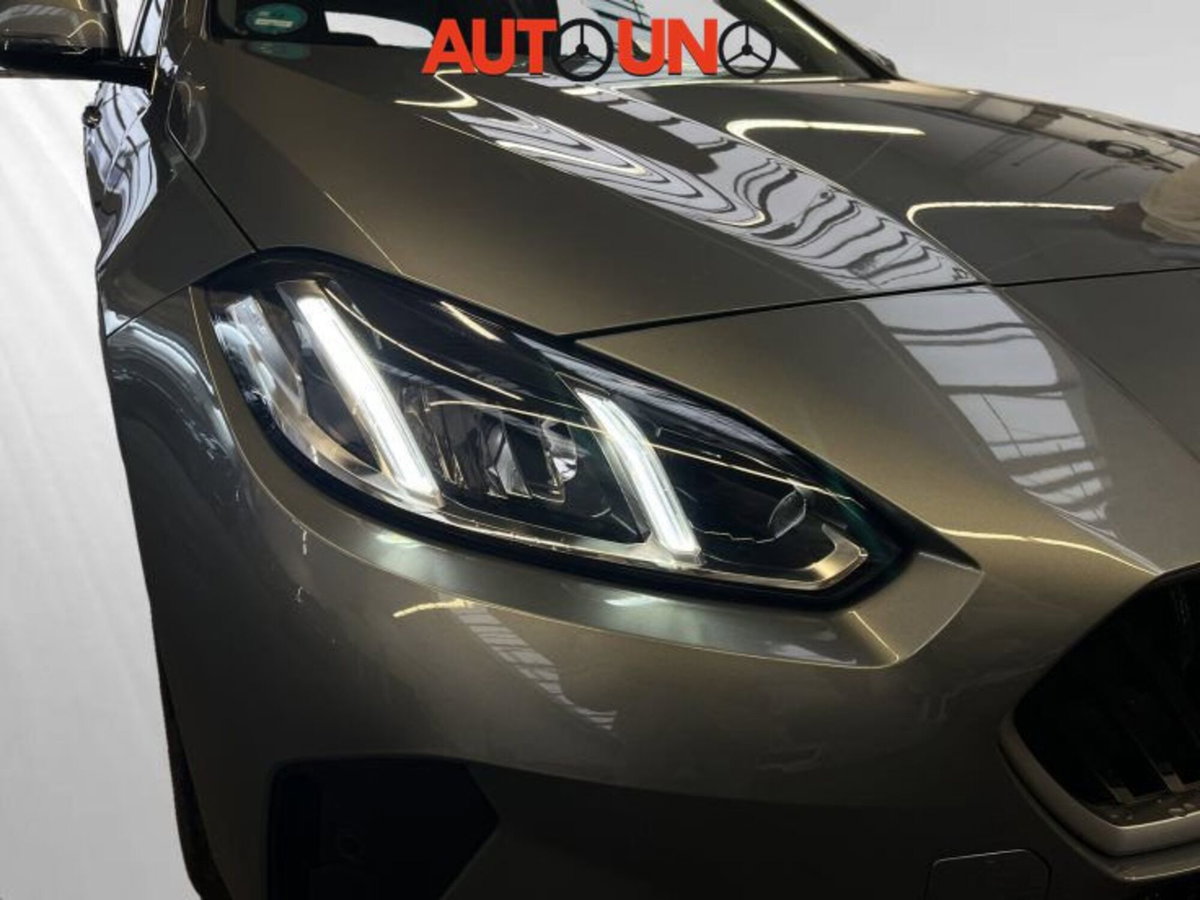 BMW Serie 1 120 48V MSport Design auto (7)