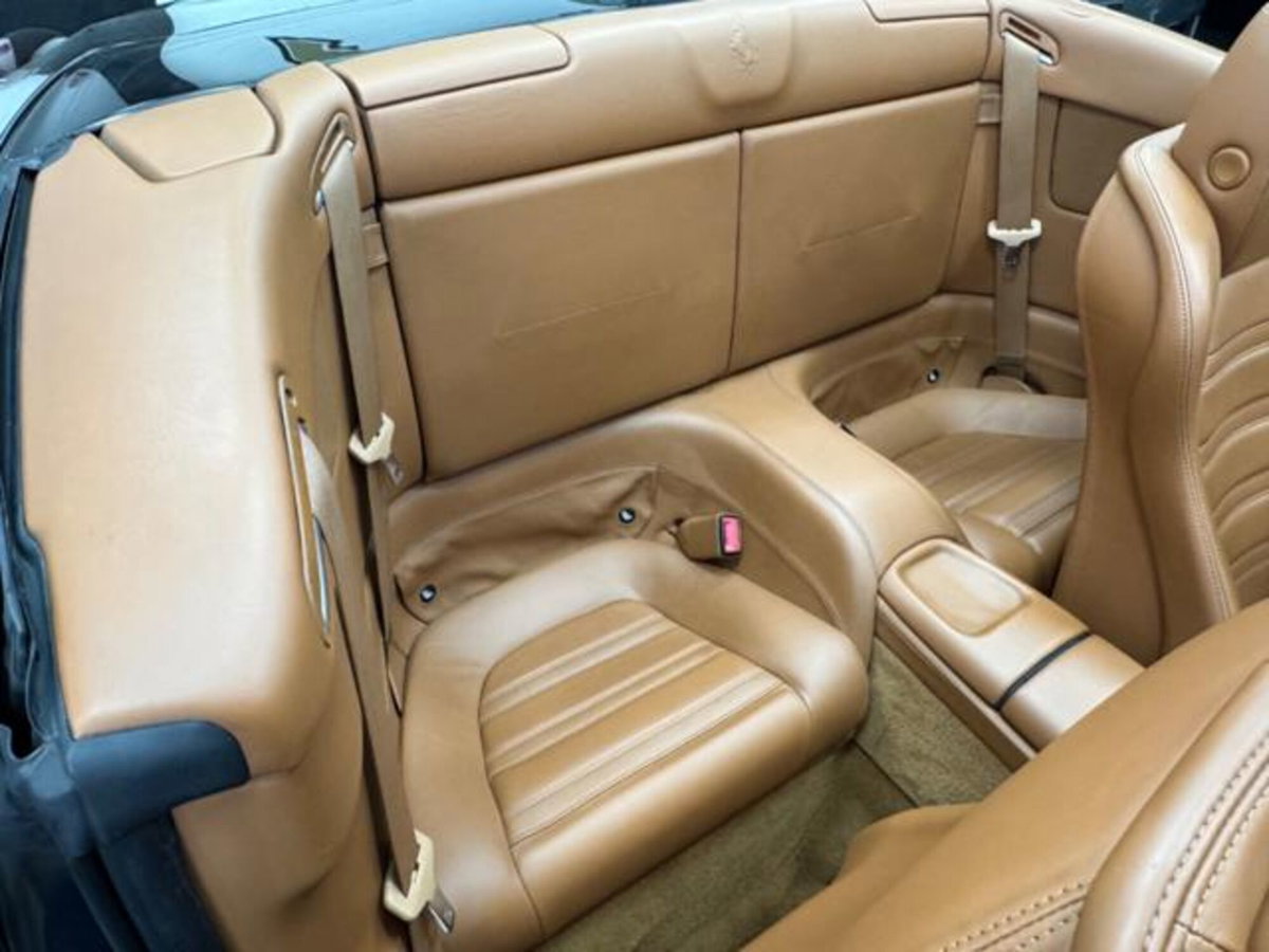 Ferrari California Spider California DCT (15)