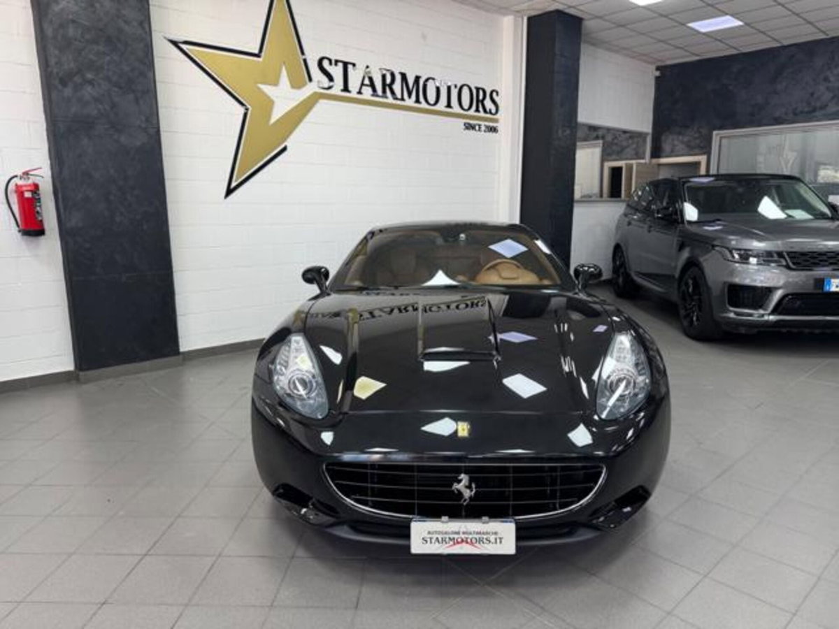 Ferrari California Spider California DCT (2)