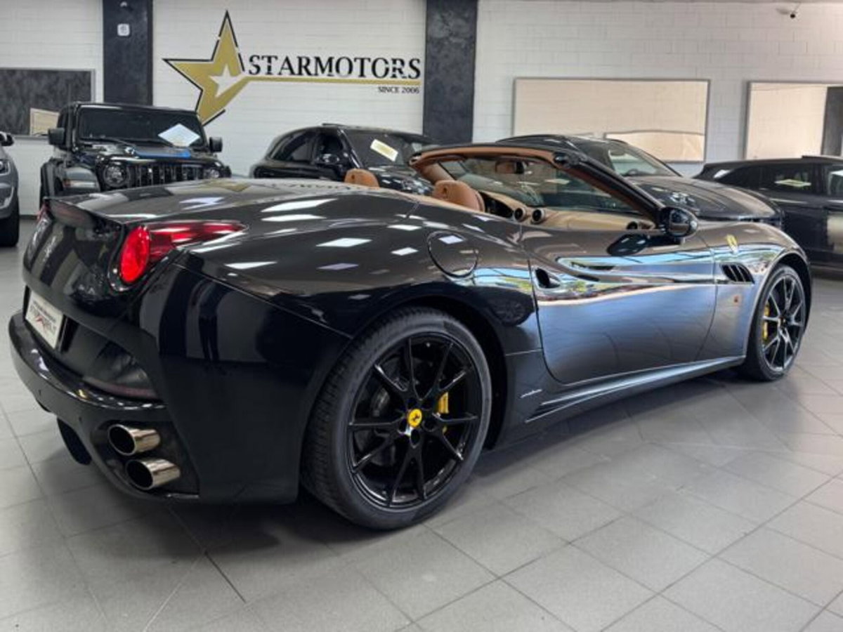Ferrari California Spider California DCT (5)