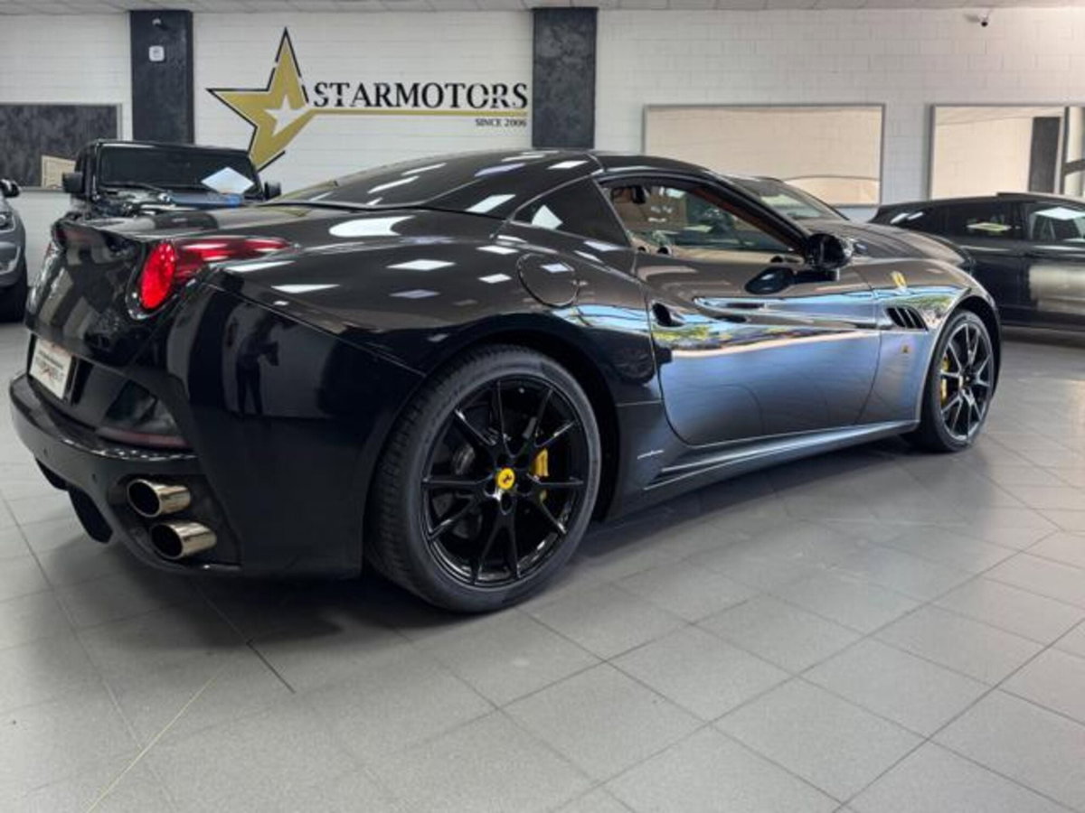 Ferrari California Spider California DCT (6)
