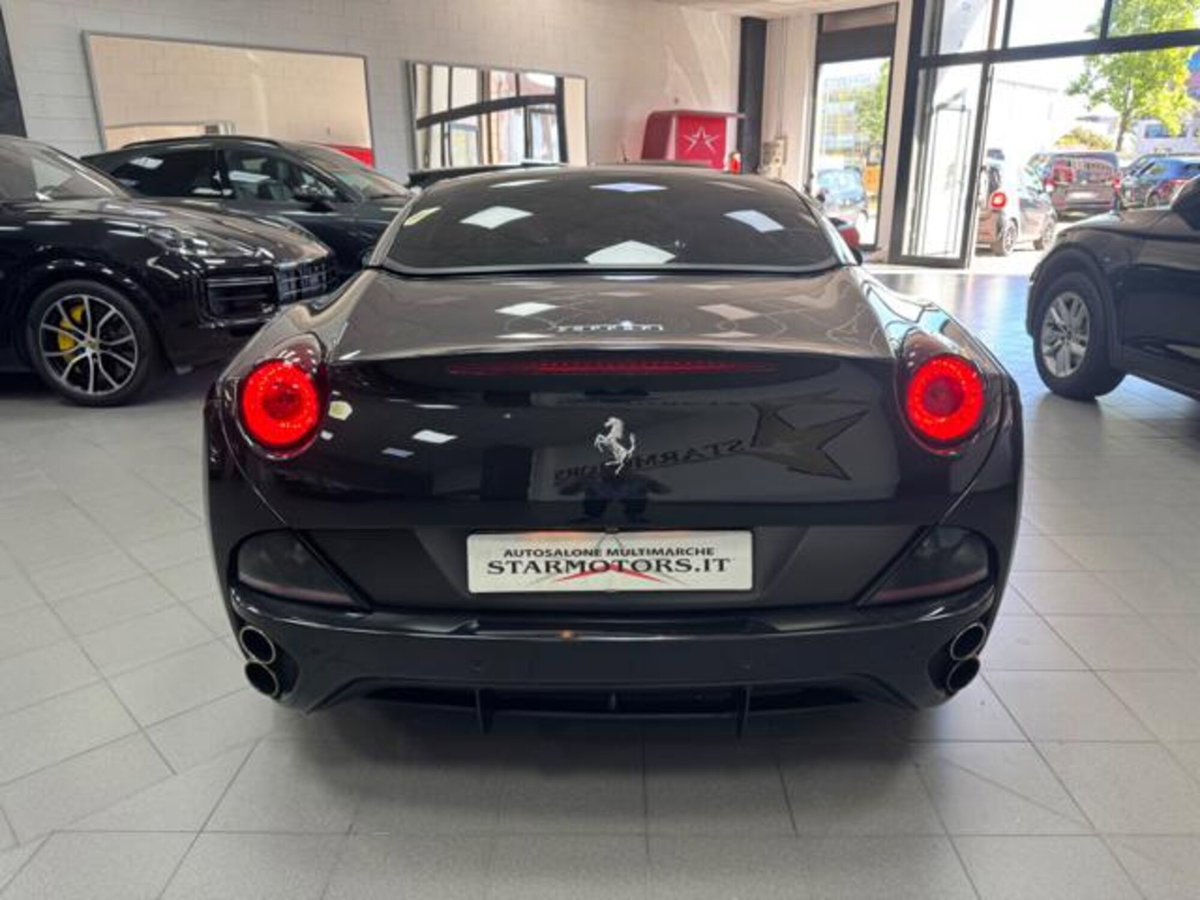 Ferrari California Spider California DCT (8)