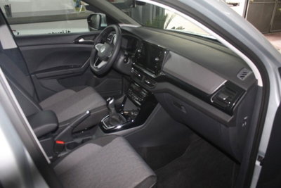 Volkswagen T-Cross 1.0 tsi Edition 95cv (8)