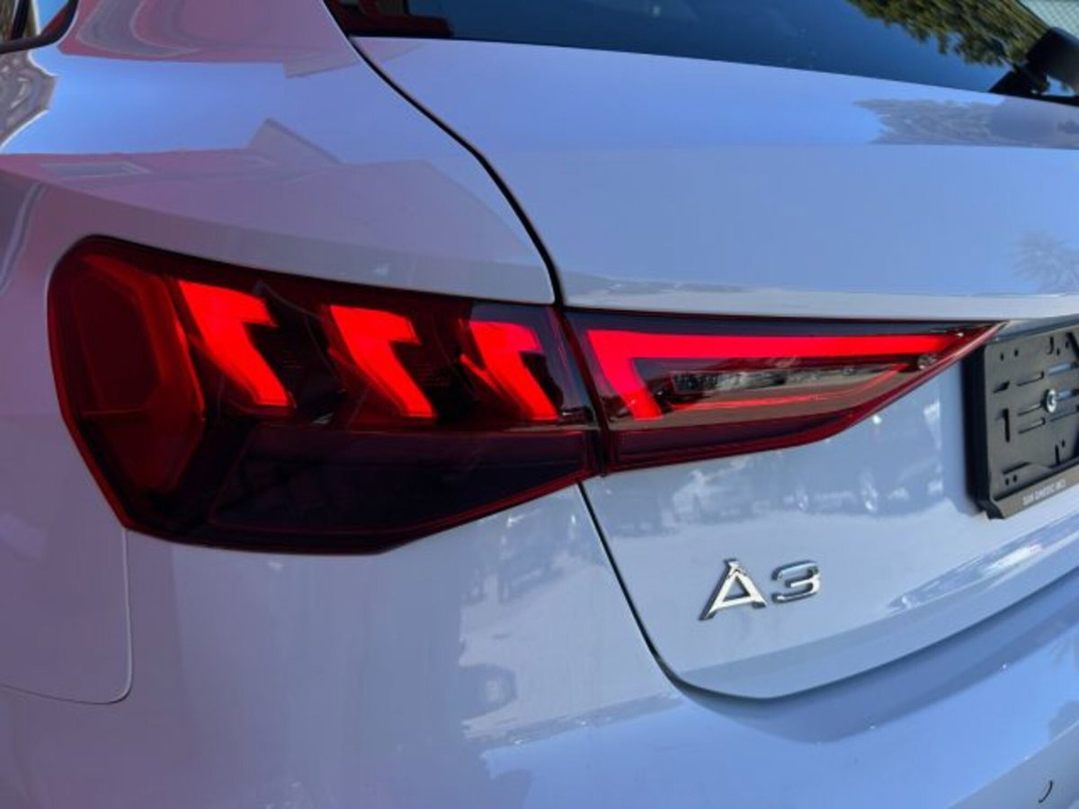 Audi A3 Sportback 30 TDI S tronic Business Advanced (18)