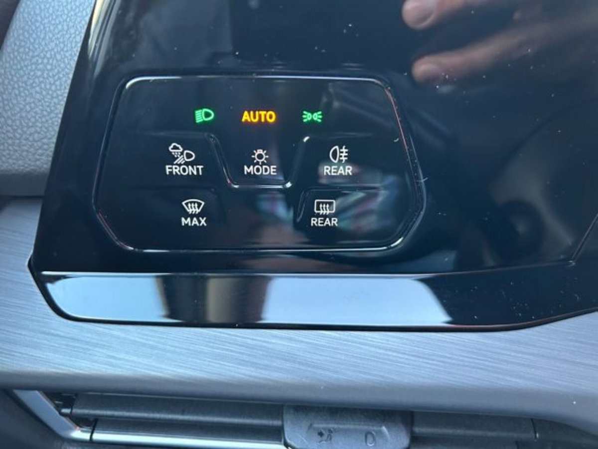 Volkswagen Golf 1.4 TSI eHYBRID 204 CV DSG Style (14)