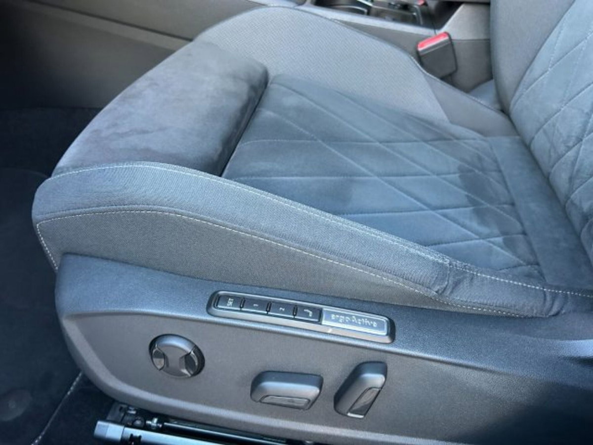 Volkswagen Golf 1.4 TSI eHYBRID 204 CV DSG Style (15)
