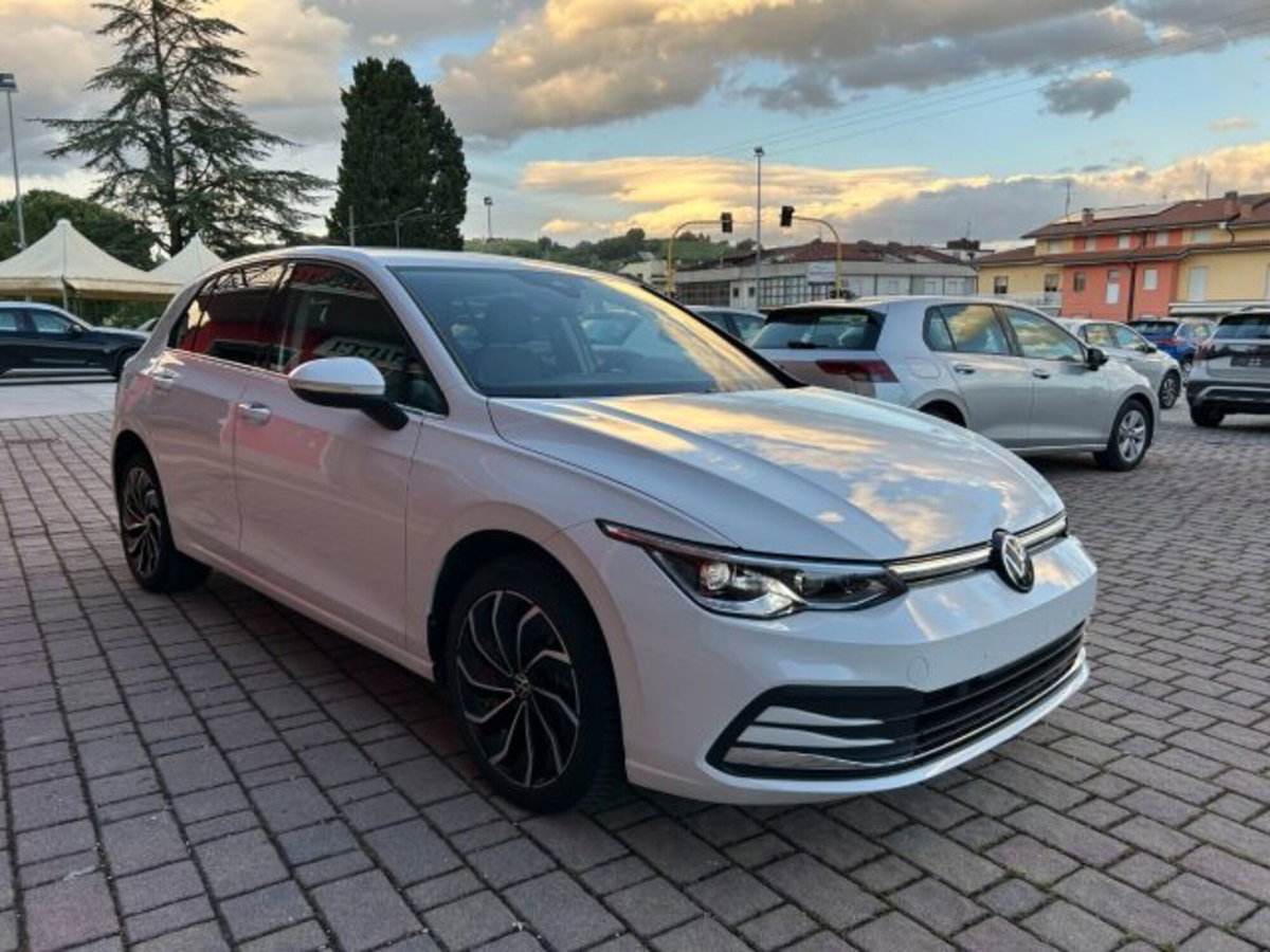 Volkswagen Golf 1.4 TSI eHYBRID 204 CV DSG Style (2)