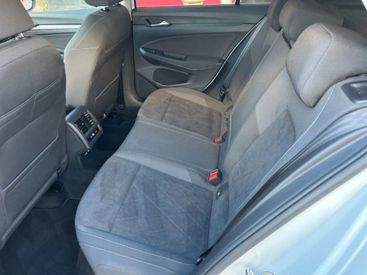 Volkswagen Golf 1.4 TSI eHYBRID 204 CV DSG Style (6)