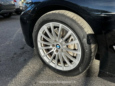 BMW Serie 3 Touring 330d  mhev 48V auto (10)