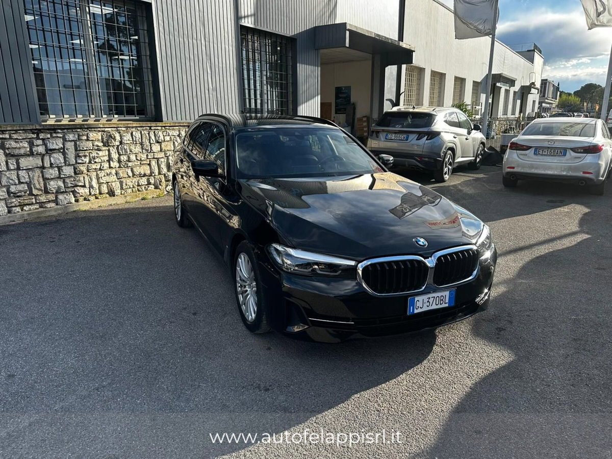 BMW Serie 3 Touring 330d  mhev 48V auto (11)