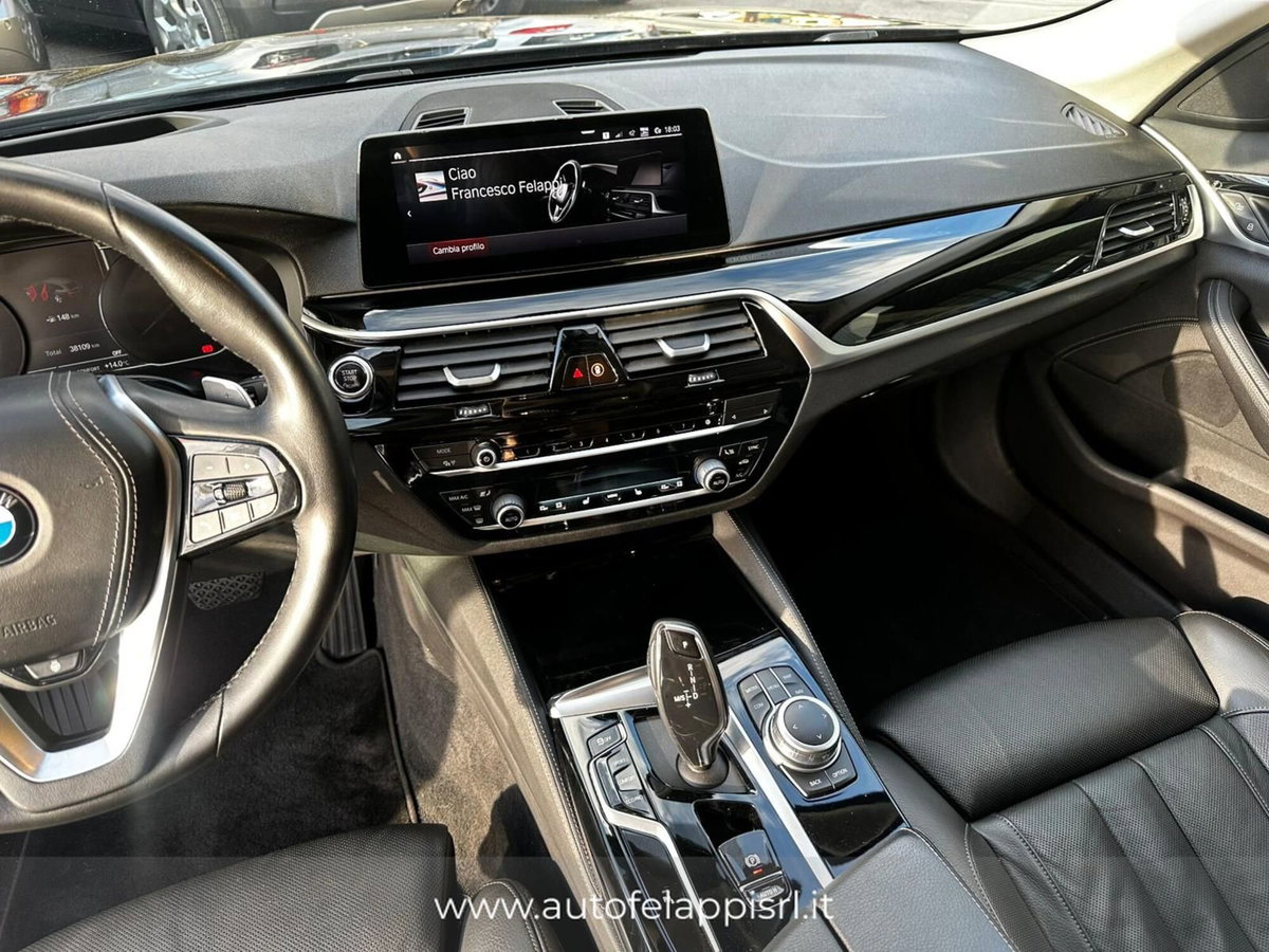 BMW Serie 3 Touring 330d  mhev 48V auto (15)
