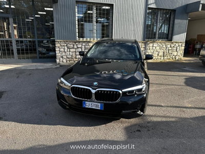 BMW Serie 3 Touring 330d  mhev 48V auto (2)