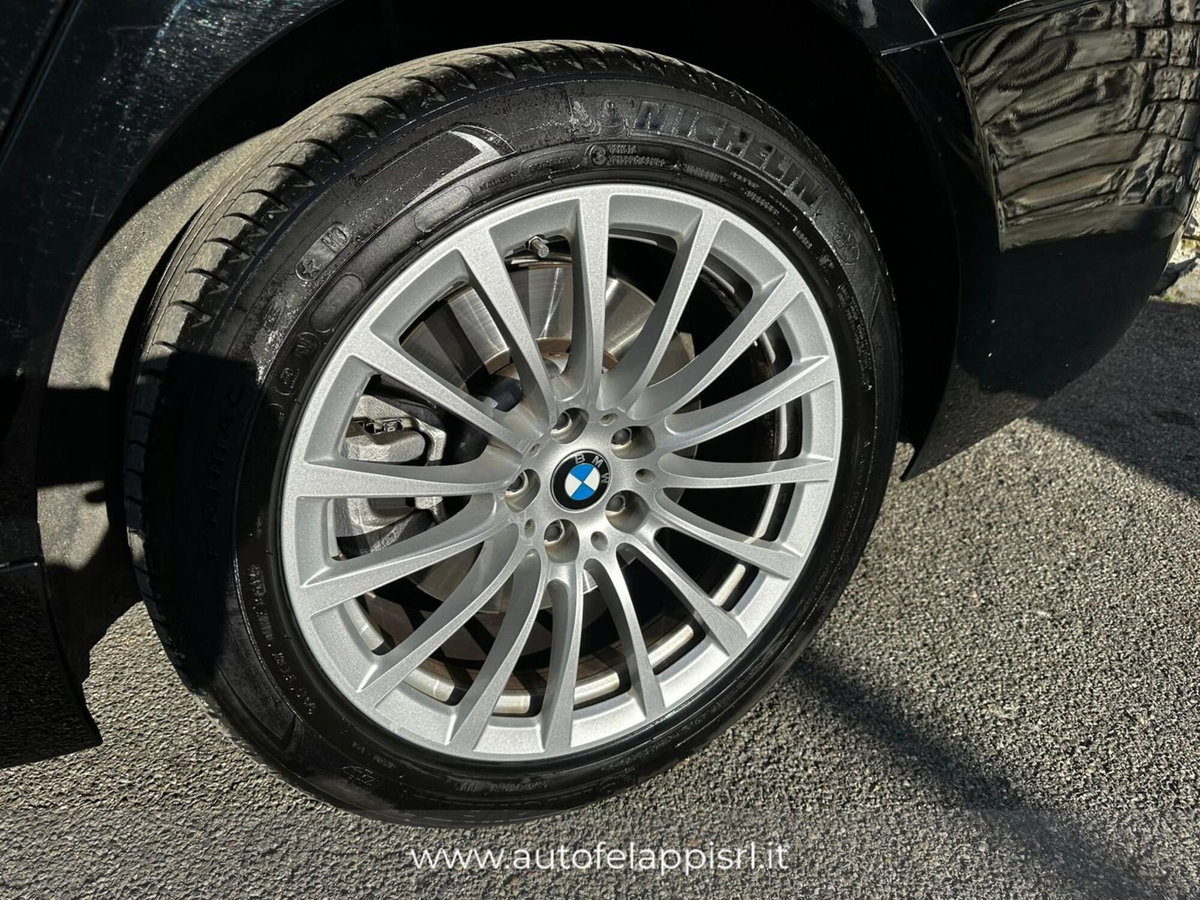 BMW Serie 3 Touring 330d  mhev 48V auto (20)