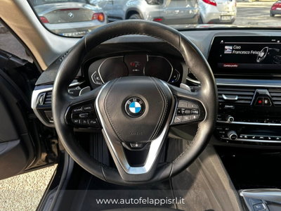 BMW Serie 3 Touring 330d  mhev 48V auto (6)
