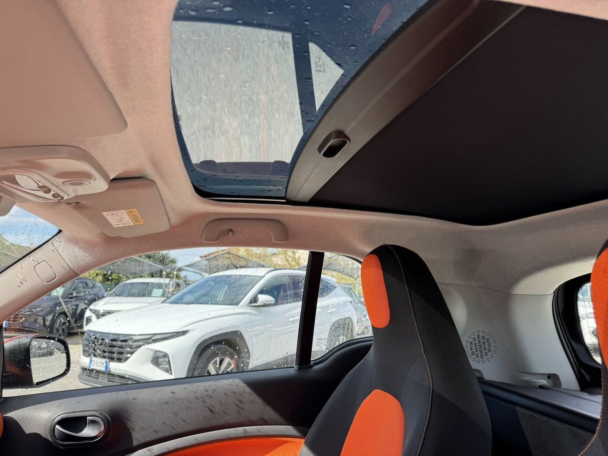 smart Fortwo 70 1.0 twinamic Sport edition 1 (11)