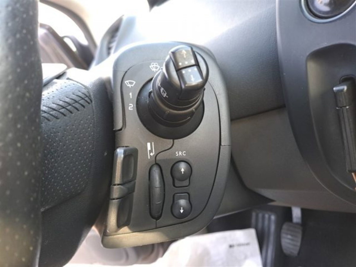 Renault Grand Scénic 1.9 dCi/130CV Confort Auth. (17)
