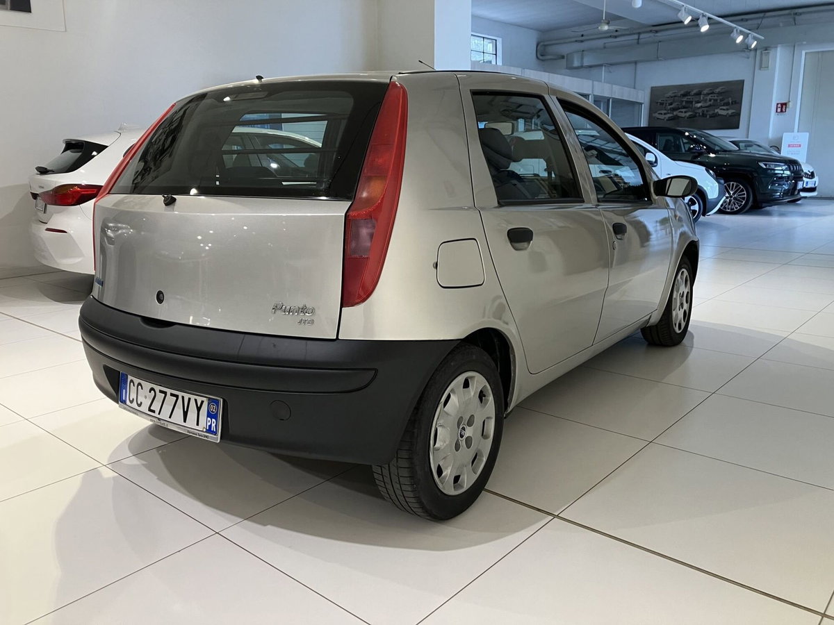 Fiat Punto 1.9 JTD 3 porte 4 posti Dynamic Van (10)