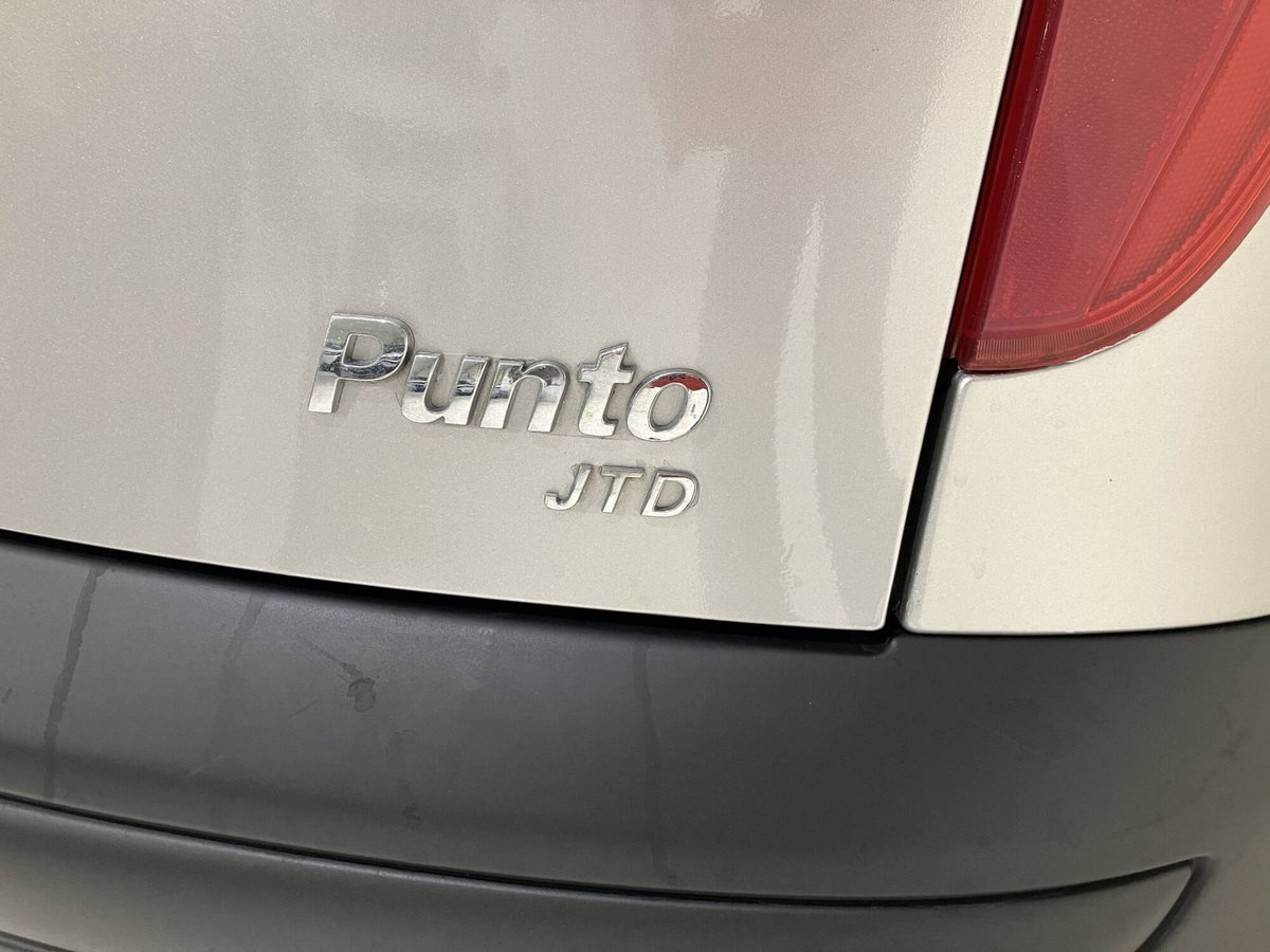 Fiat Punto 1.9 JTD 3 porte 4 posti Dynamic Van (11)