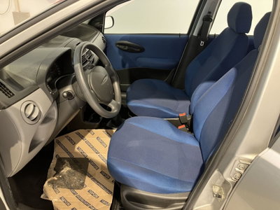 Fiat Punto 1.9 JTD 3 porte 4 posti Dynamic Van (13)