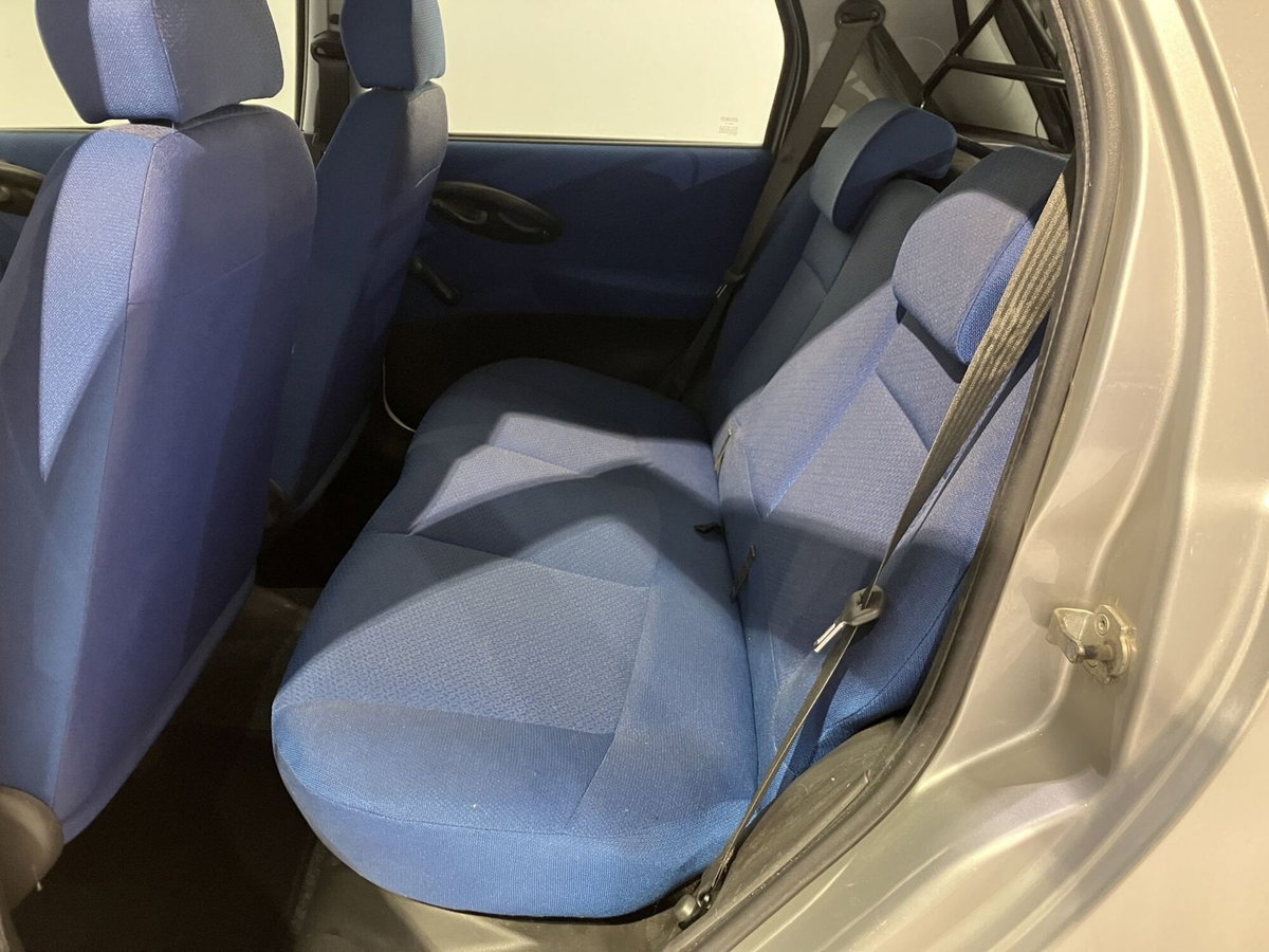 Fiat Punto 1.9 JTD 3 porte 4 posti Dynamic Van (14)
