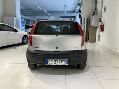 Fiat Punto 1.9 JTD 3 porte 4 posti Dynamic Van (9)