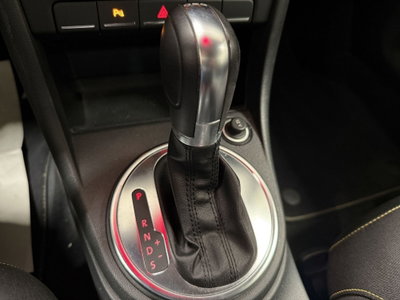 Volkswagen Maggiolino 2.0 TSI DSG Sport (11)