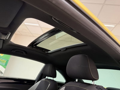 Volkswagen Maggiolino 2.0 TSI DSG Sport (12)