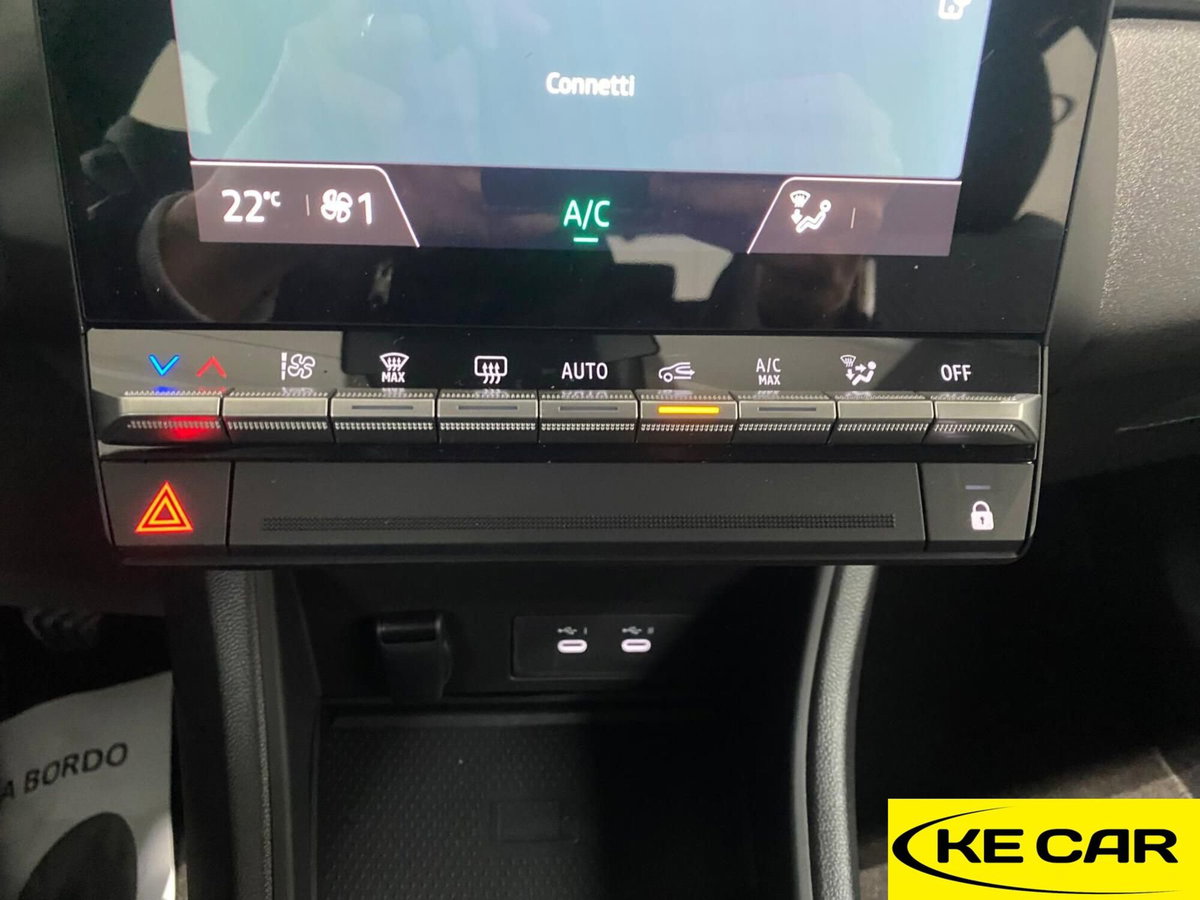 Renault Captur 1.0 eco-g Techno 100cv (15)
