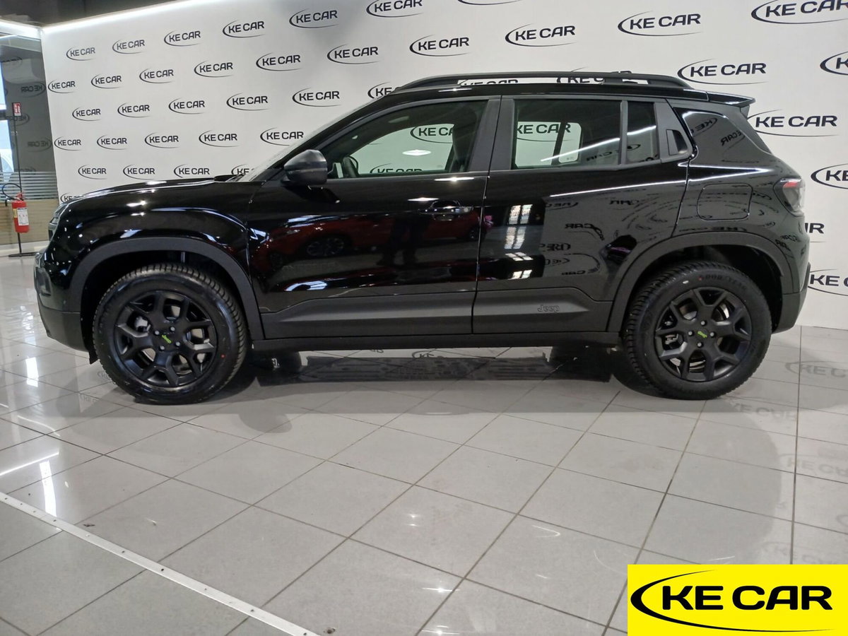 Jeep Avenger 1.2 turbo e-hybrid mhev Upland 4xe 145cv edct6 (4)