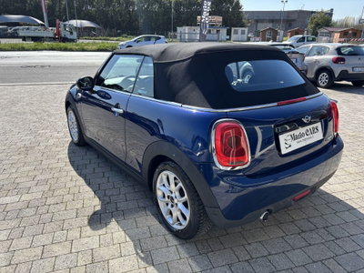 MINI Mini Cabrio 1.5 Cooper D Cabrio (6)